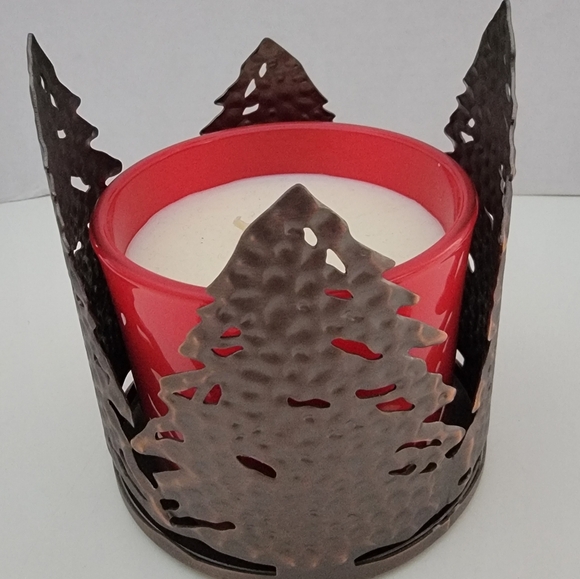 Bath &Body Works Bronze Metal Cutout Design Candle Holder Evergreens Pre-owned - Picture 6 of 10